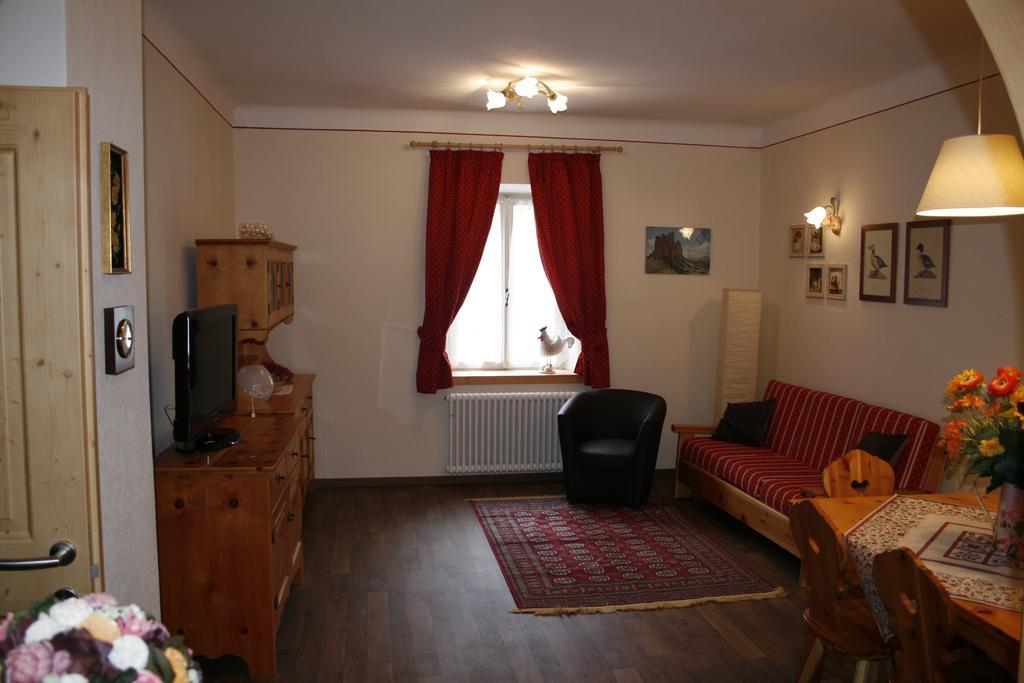 Casa Basilio Apartment Predazzo Room photo