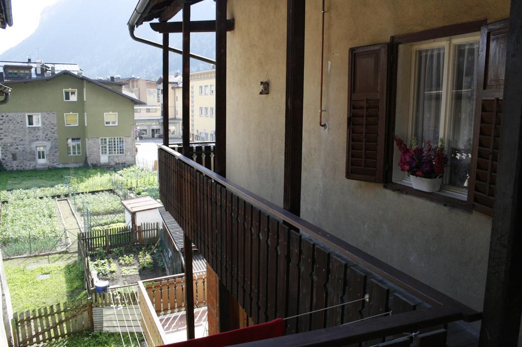 Casa Basilio Apartment Predazzo Room photo